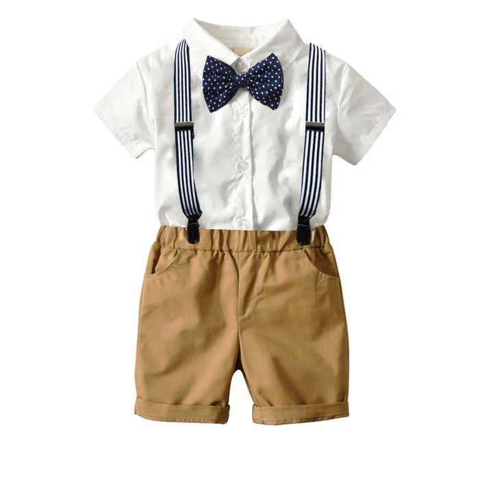 طقم تي شيرت للأطفال  . Kids T-shirt set