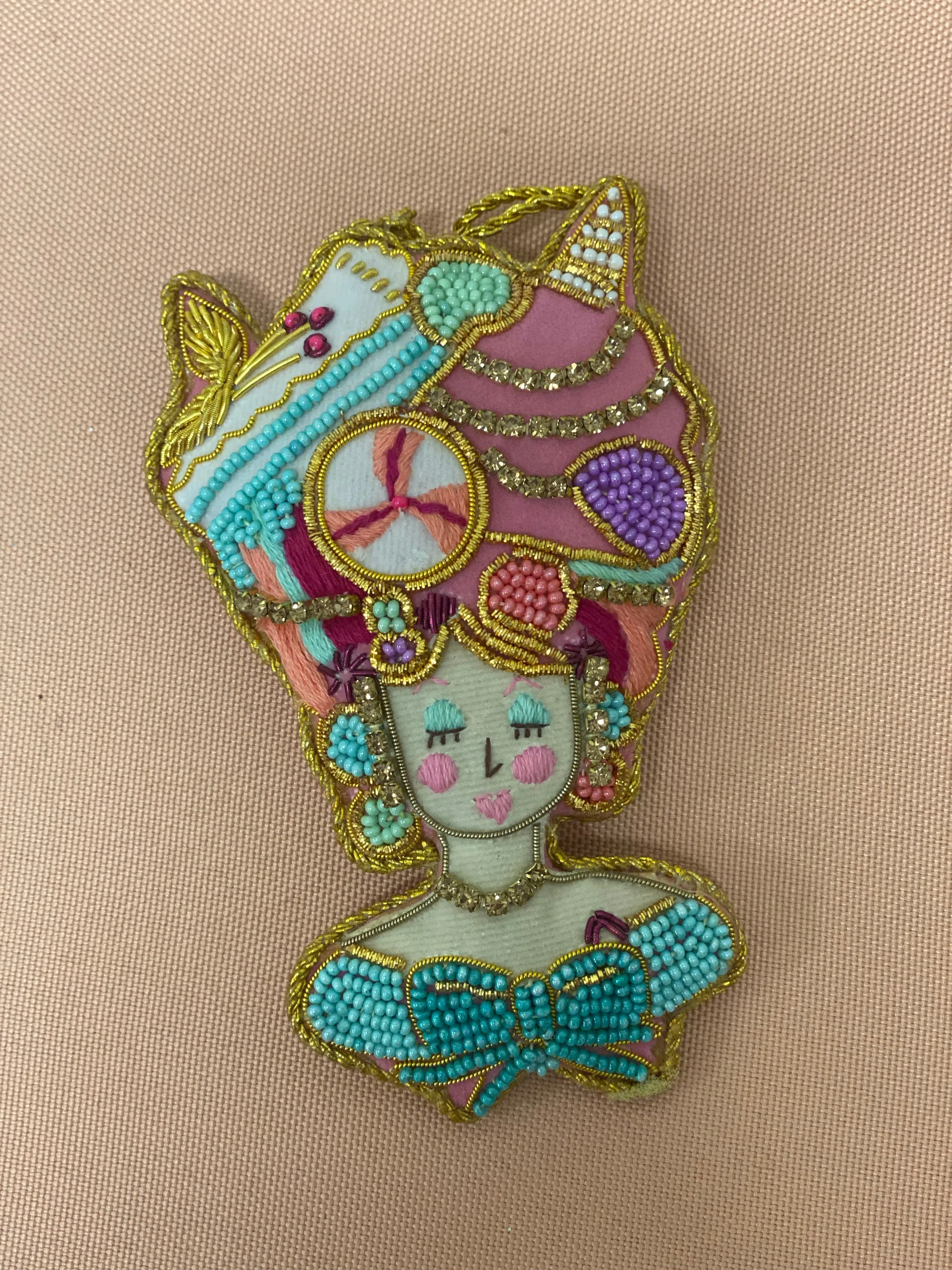 BEADY EMBELLISHED PARISIAN LE SWEET ORNAMENT
