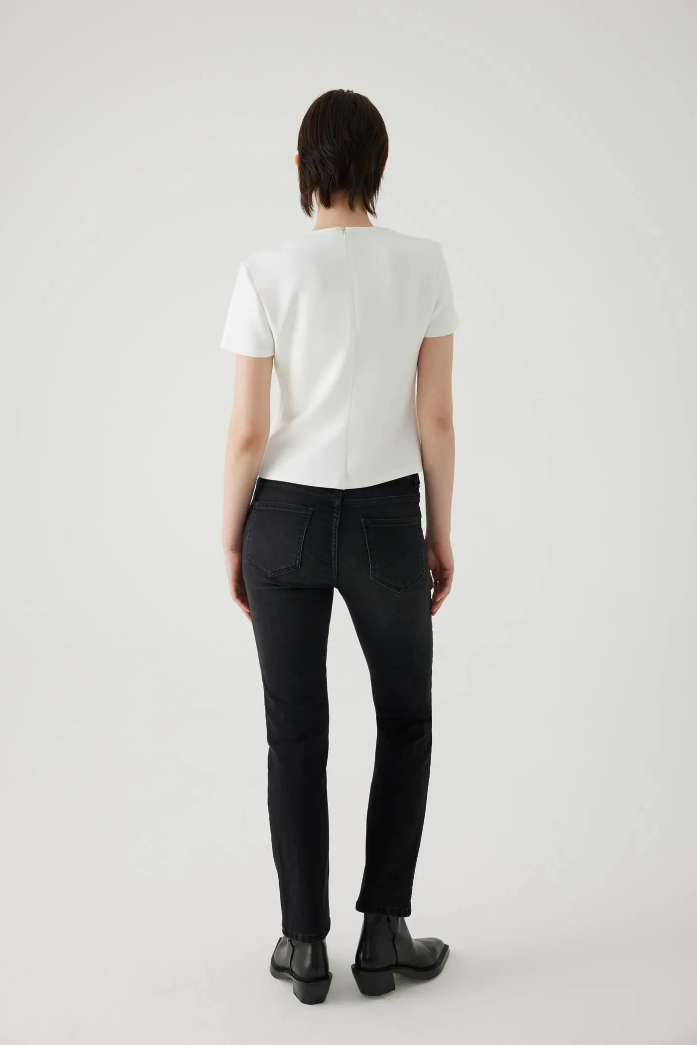 Exquise Abril T-Shirt With Beaded Embellished Neckline