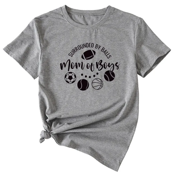 Surrounded By Balls Mom Basketball Pattern Round Neck Short Sleeve T-shirt